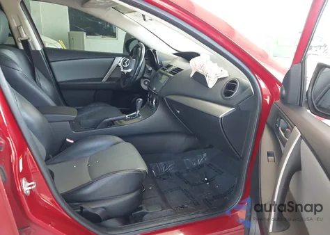 2011 Mazda Mazda3 S Sport z USA, uszkodzony, nr VIN JM1BL1K56B1443118